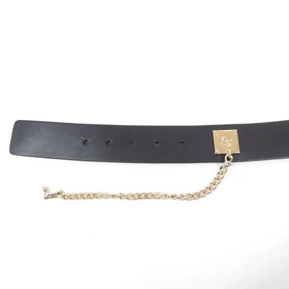 AUTHENTIC CHANEL Black leather lock belt RARE 2002 runway - Picture 2 of 13